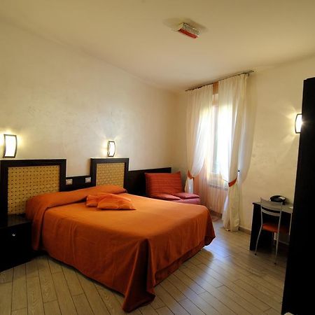 Rental In Rome 2000 Eksteriør billede